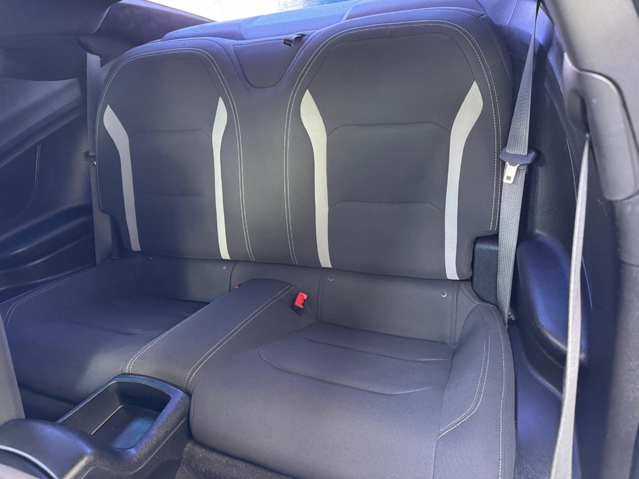 Chevrolet Camaro 2dr Cpe 1LT 2018