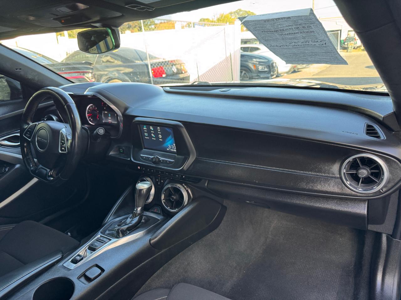 Chevrolet Camaro 2dr Cpe 1LT 2018