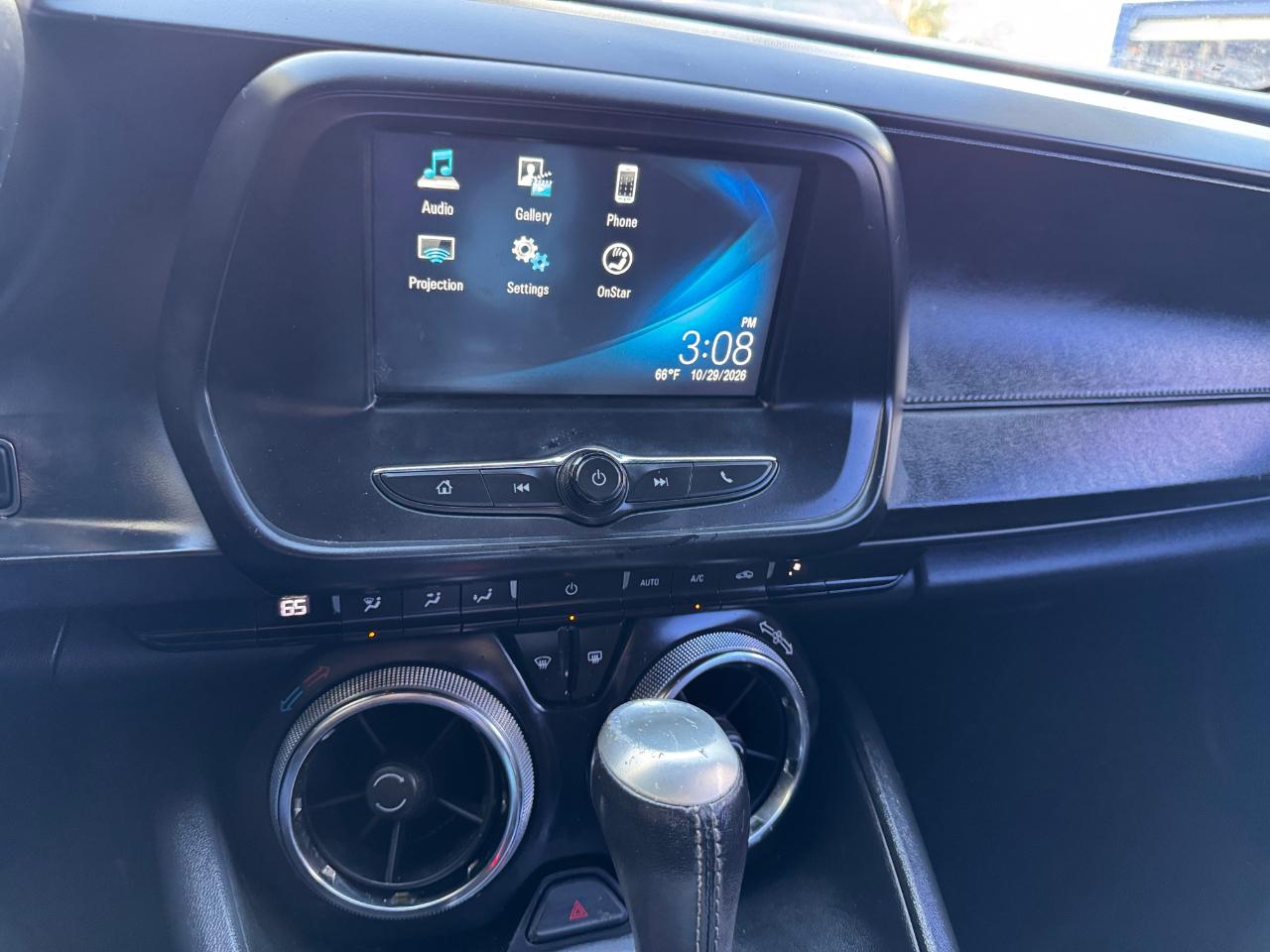 Chevrolet Camaro 2dr Cpe 1LT 2018