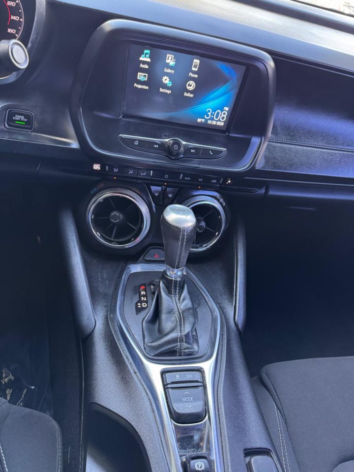 Chevrolet Camaro 2dr Cpe 1LT 2018