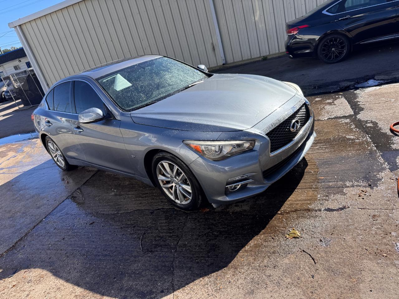 Infiniti Q50 4dr Sdn Premium RWD 2015