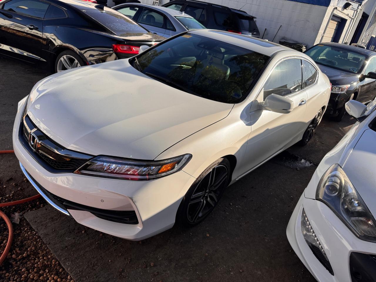 Honda Accord Coupe Touring Auto 2017