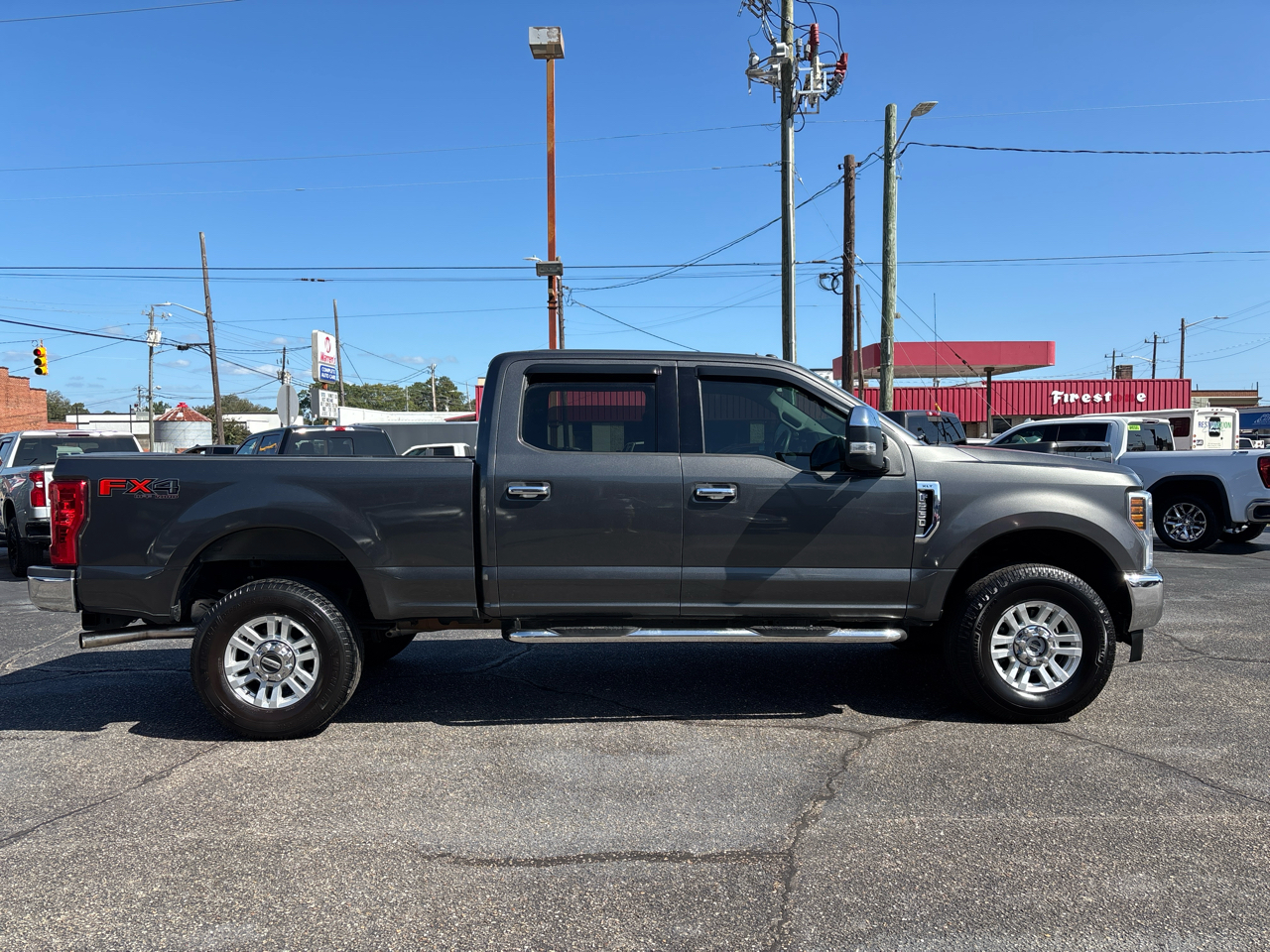 2018 Ford F-250 XLT photo 2