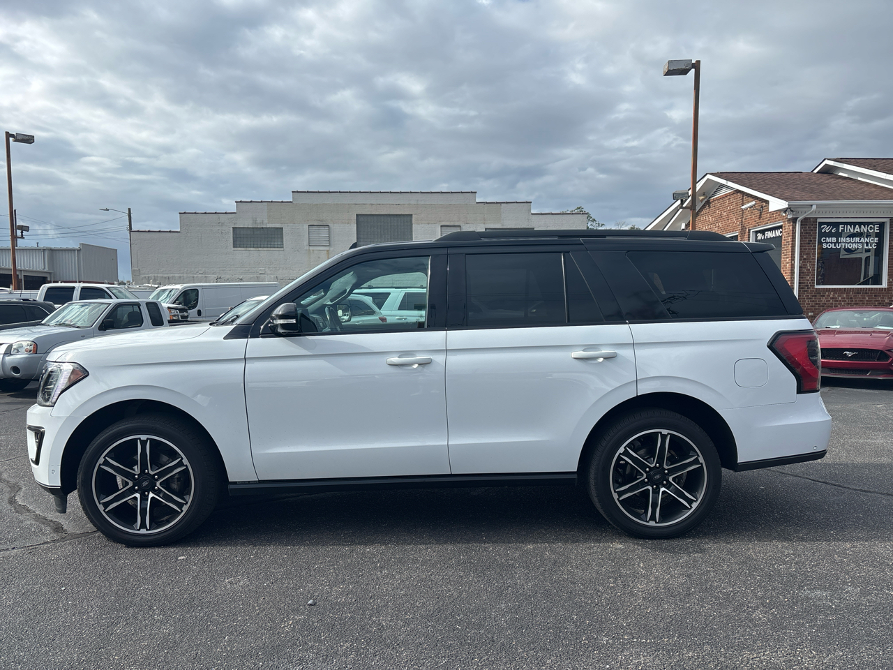 2020 Ford Expedition Limited photo 3
