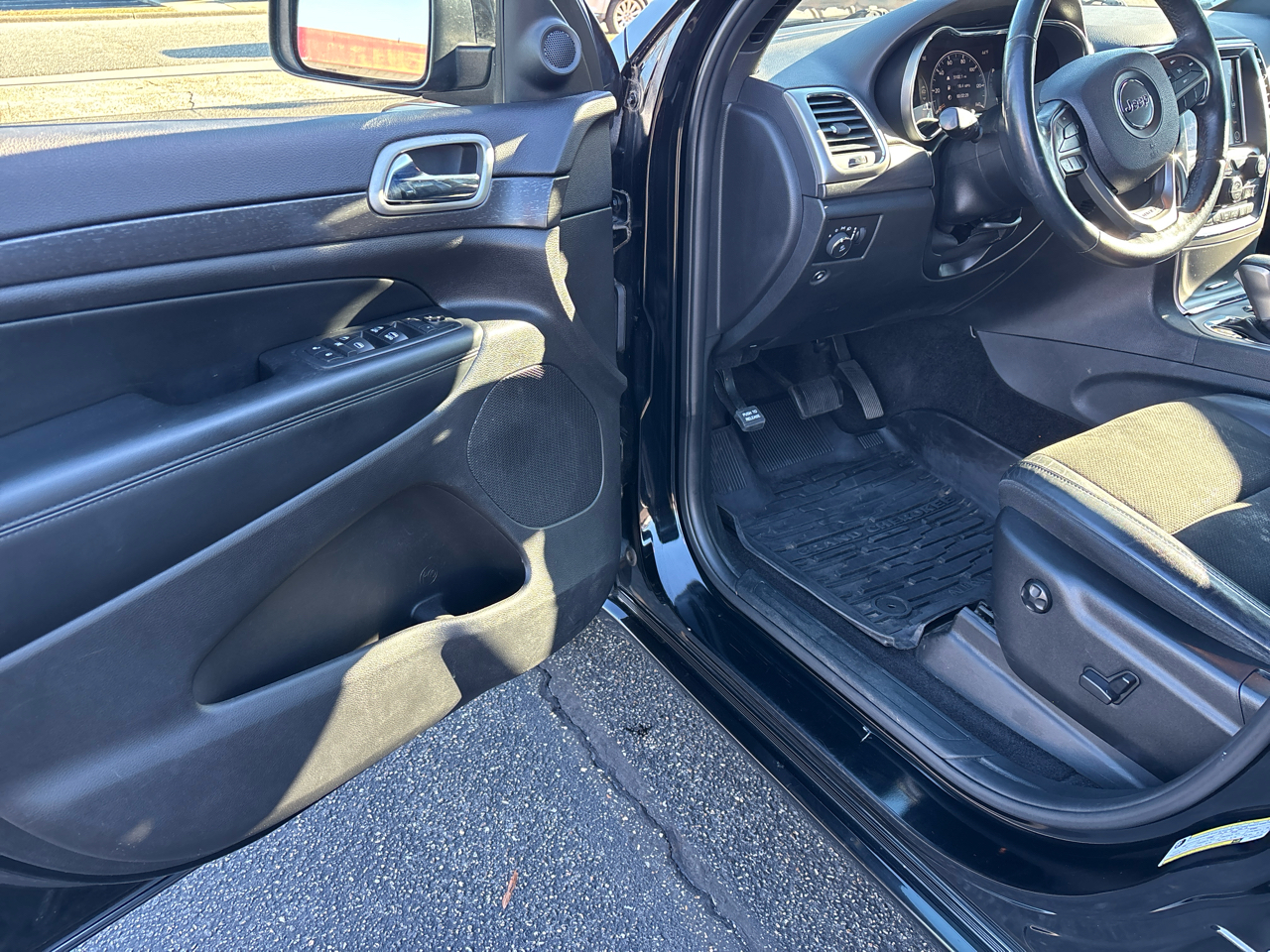 Jeep Grand Cherokee Altitude 4x2 *Ltd Avail* 2018