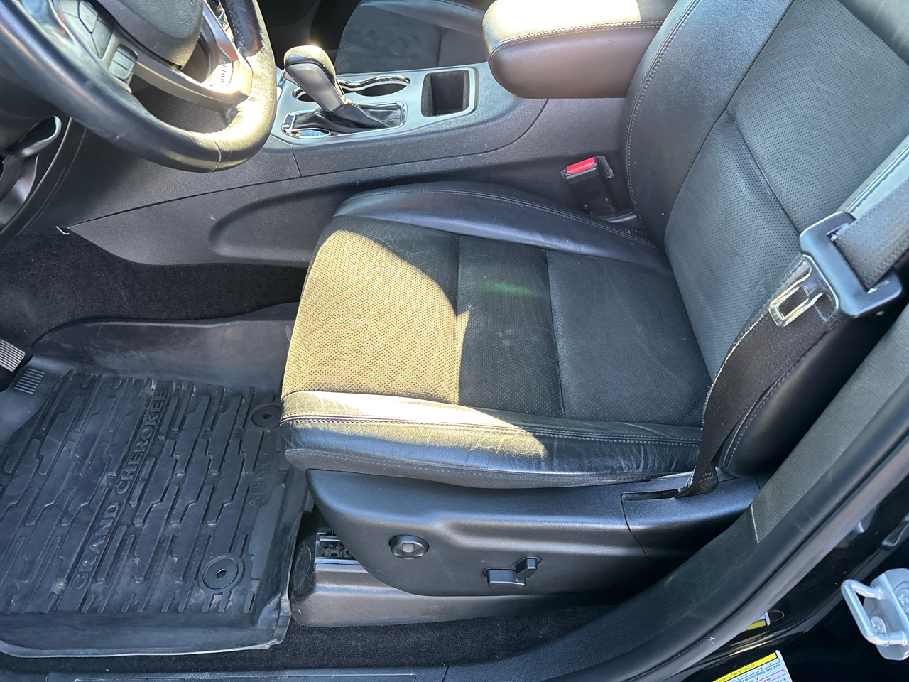 Jeep Grand Cherokee Altitude 4x2 *Ltd Avail* 2018