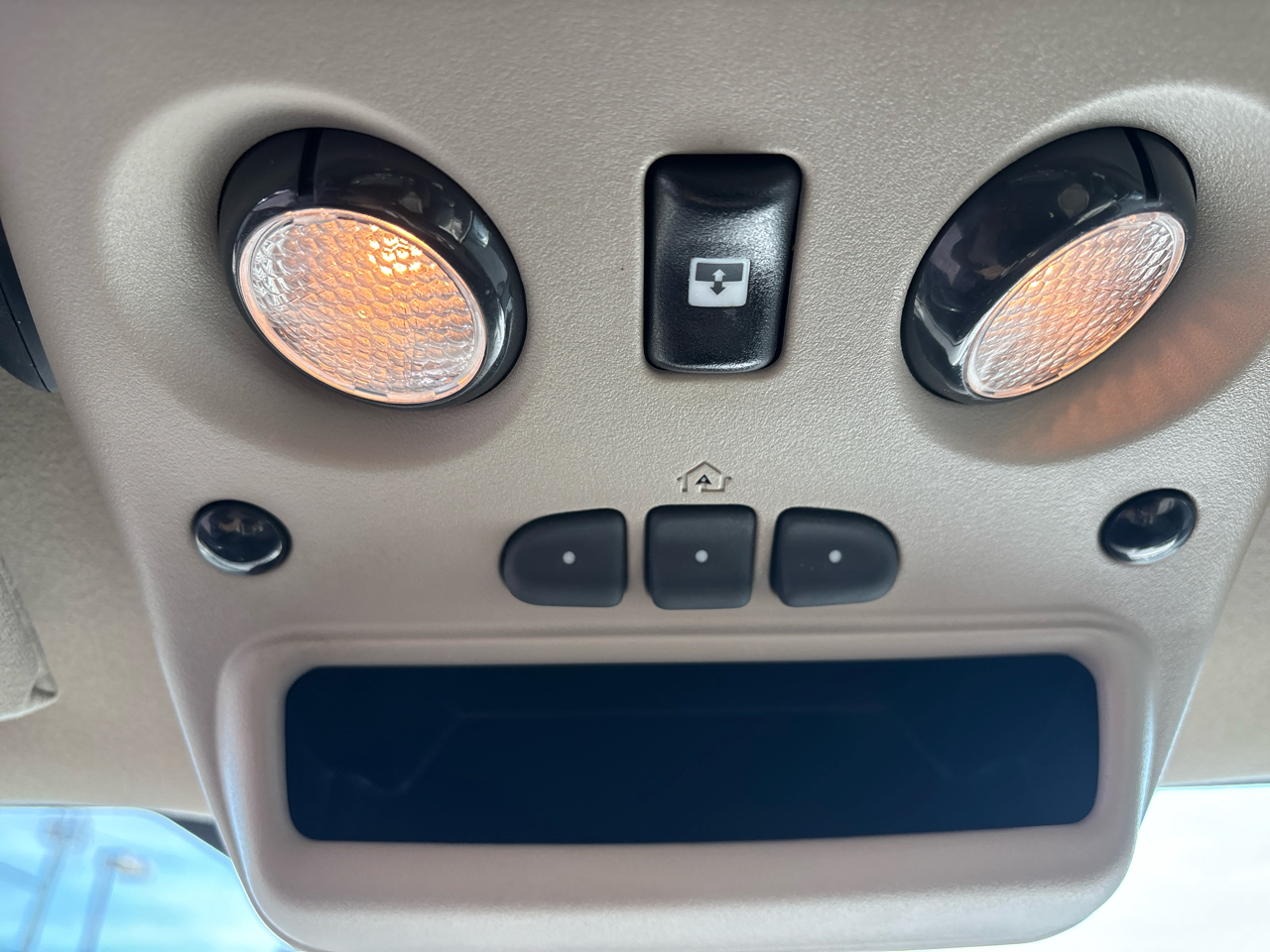 Chevrolet Avalanche 1500 5dr Crew Cab 130" WB 4WD Z71 2005