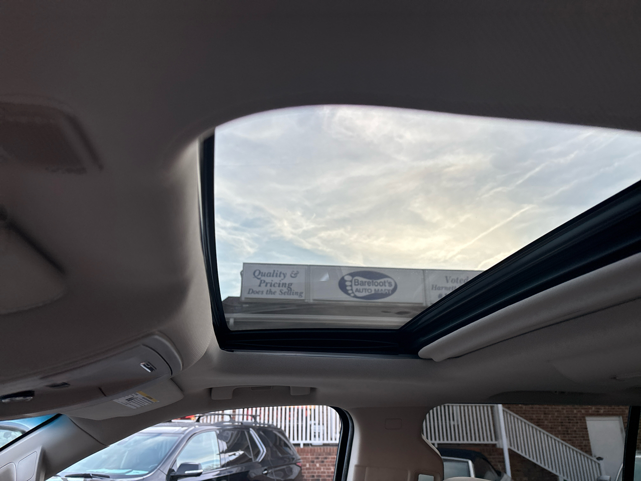 GMC Yukon XL 4WD 4dr Denali 2017