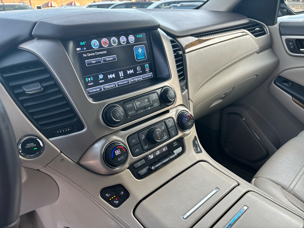 GMC Yukon XL 4WD 4dr Denali 2017