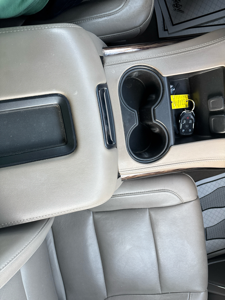 GMC Yukon XL 4WD 4dr SLT 2019