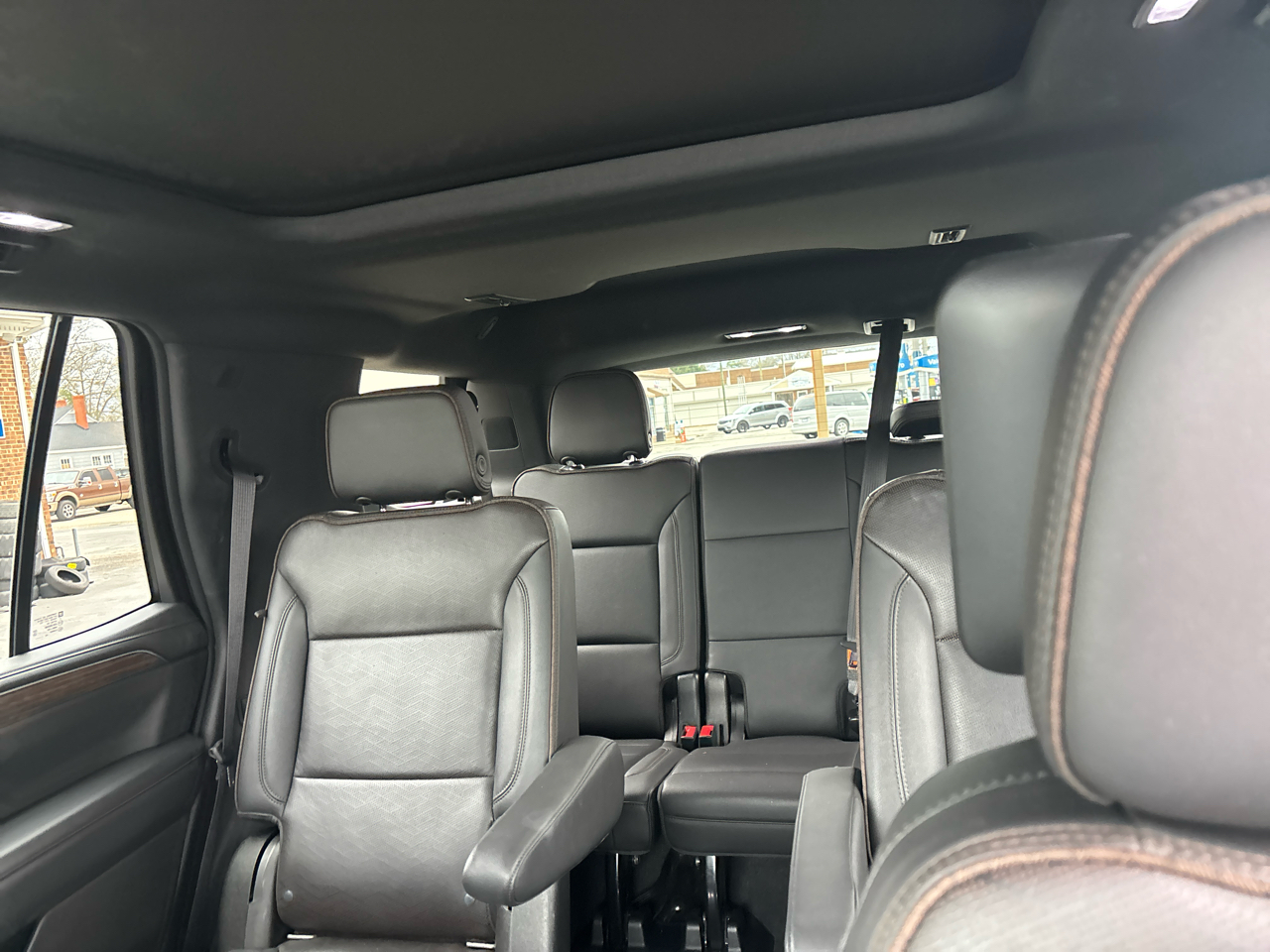 Chevrolet Tahoe 4WD 4dr High Country 2021