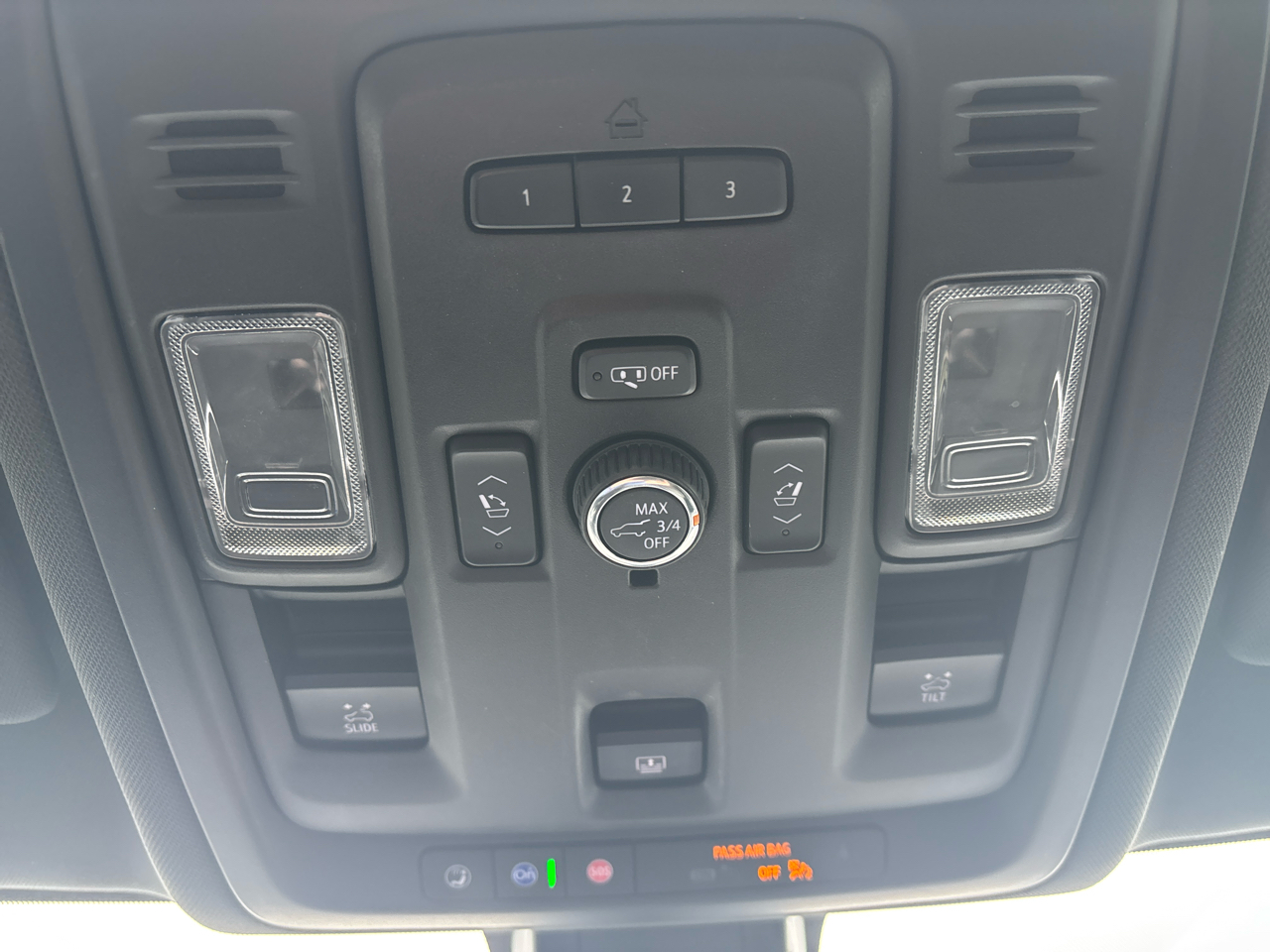 Chevrolet Tahoe 4WD 4dr High Country 2021