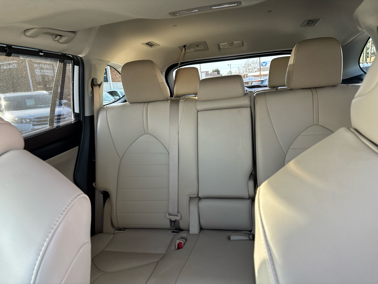 Toyota Highlander XLE 4D SUV FWD 2020