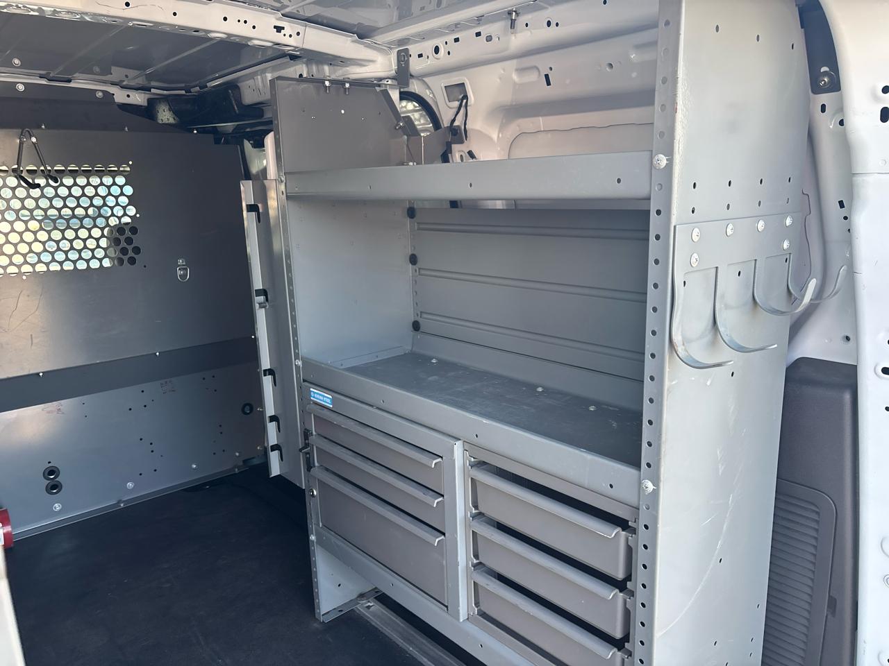 Ford Transit Connect Van XL LWB w/Rear Symmetrical Doors 2018