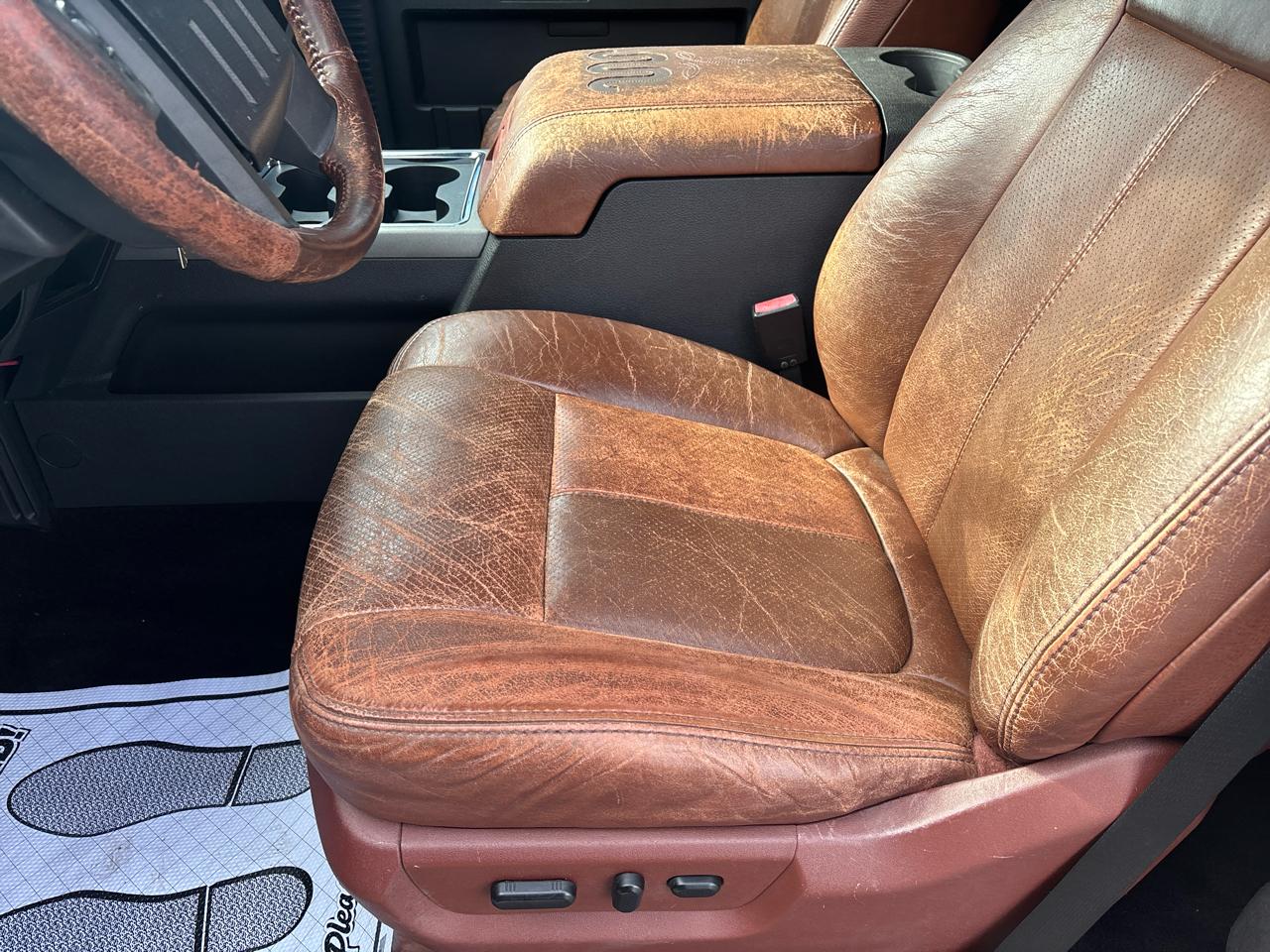 Ford Super Duty F-250 SRW 4WD Crew Cab 156" King Ranch 2011