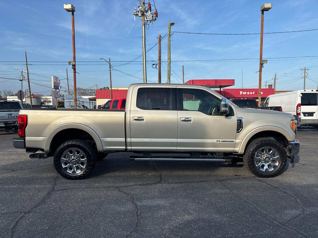Ford Super Duty F-250 SRW 4WD Crew Cab 156" Lariat 2018
