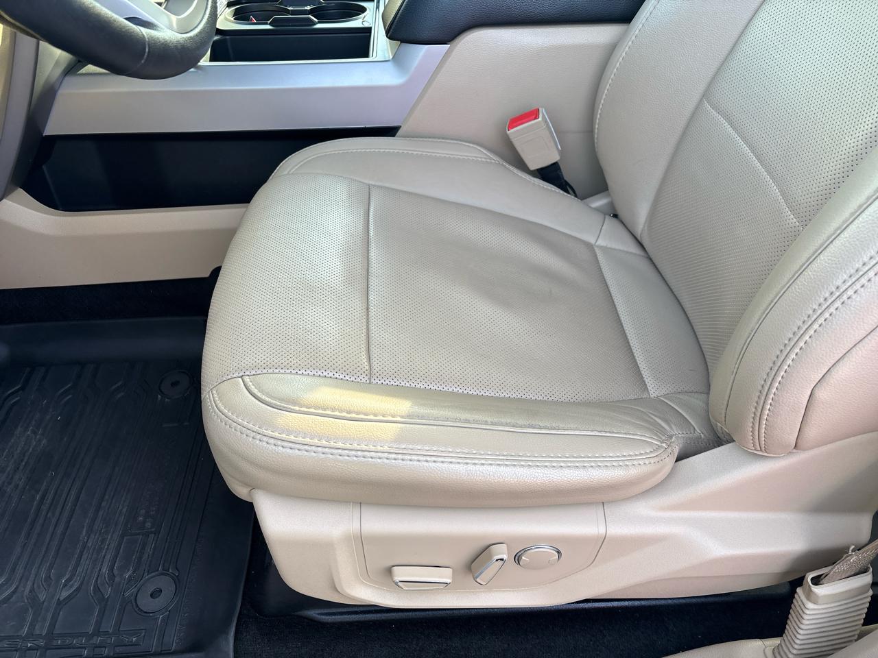 Ford Super Duty F-250 SRW 4WD Crew Cab 156" Lariat 2018