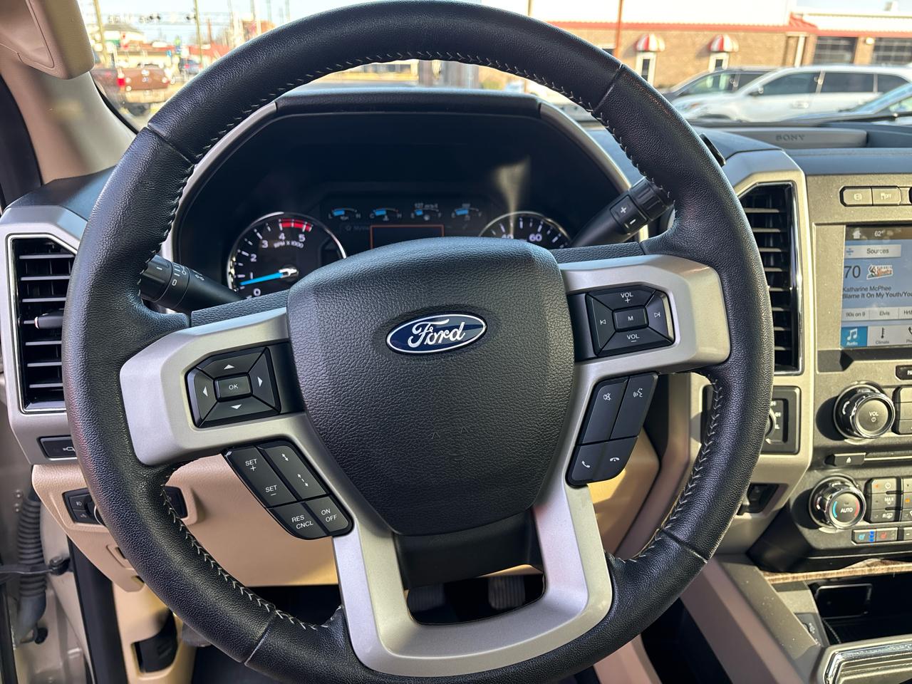 Ford Super Duty F-250 SRW 4WD Crew Cab 156" Lariat 2018