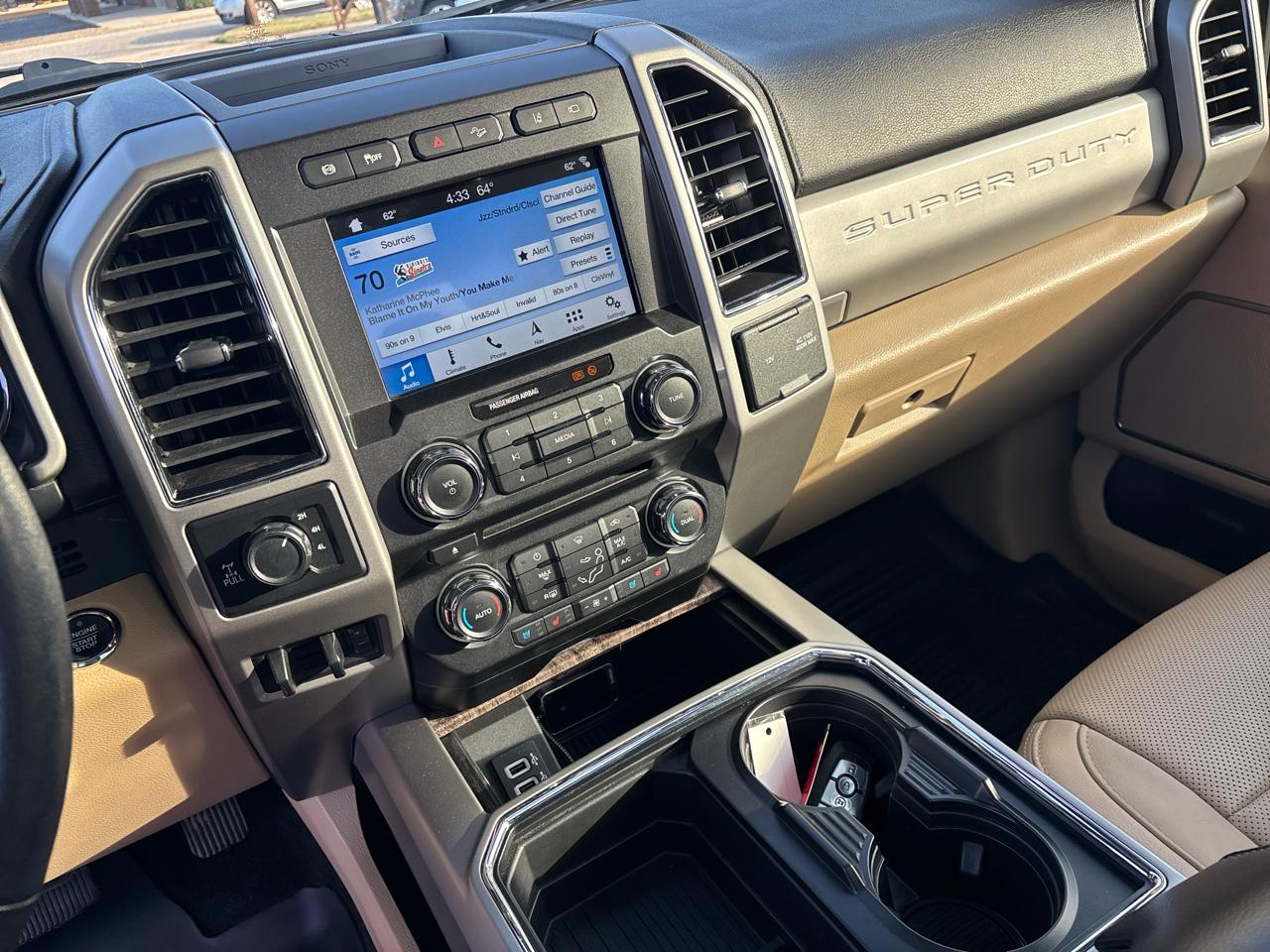 Ford Super Duty F-250 SRW 4WD Crew Cab 156" Lariat 2018