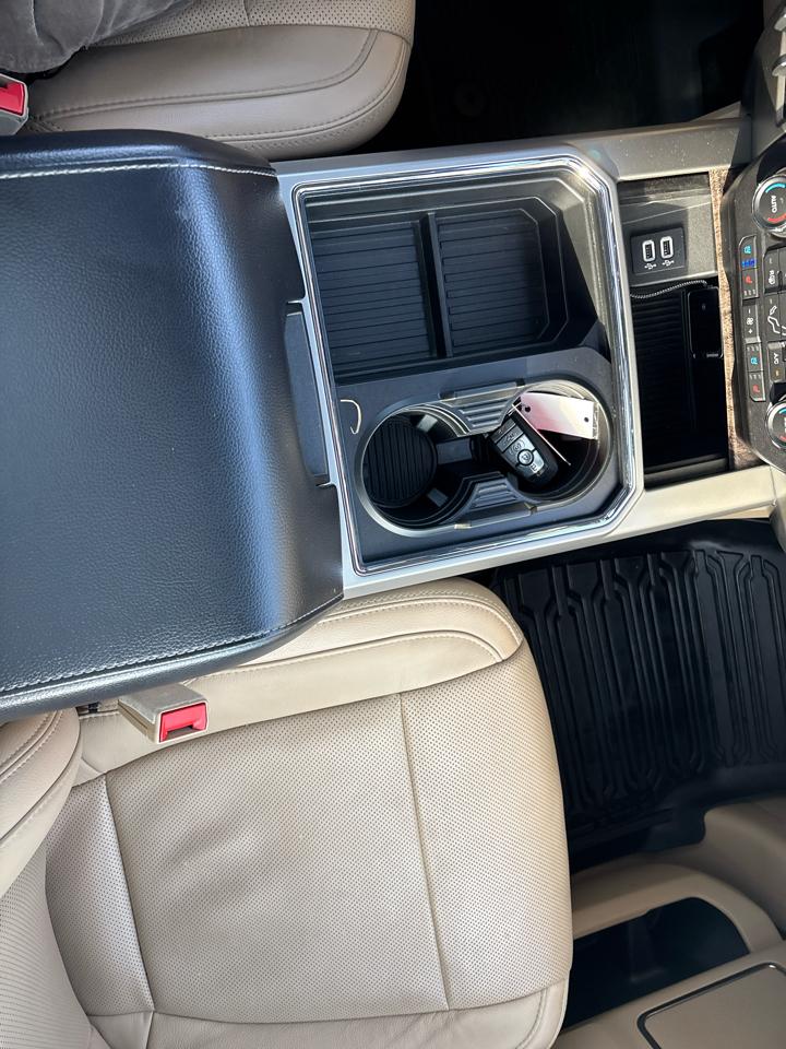 Ford Super Duty F-250 SRW 4WD Crew Cab 156" Lariat 2018