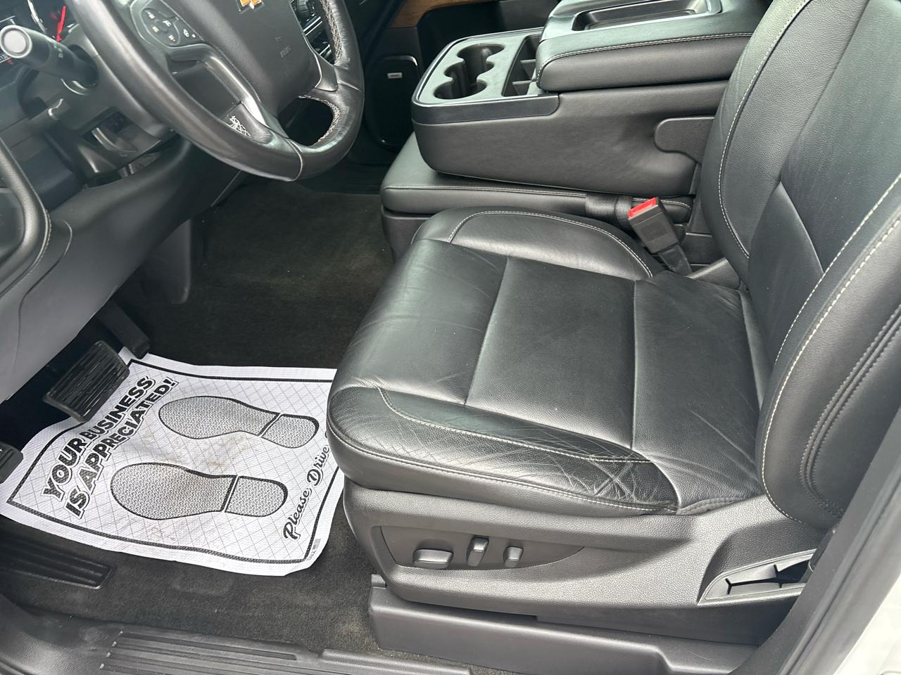 Chevrolet Silverado 1500 4WD Crew Cab 143.5" LTZ w/1LZ 2018