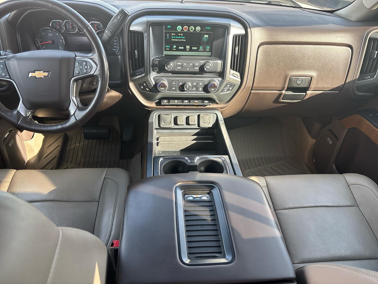 Chevrolet Silverado 1500 4WD Crew Cab 143.5" LTZ w/1LZ 2018