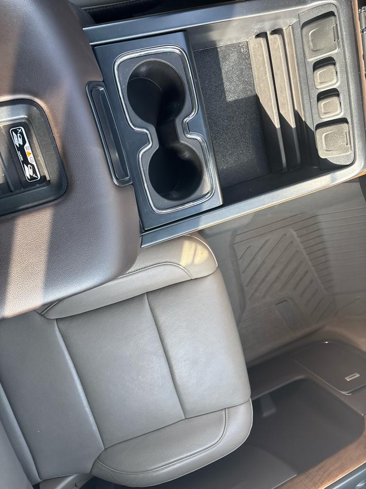 Chevrolet Silverado 1500 4WD Crew Cab 143.5" LTZ w/1LZ 2018