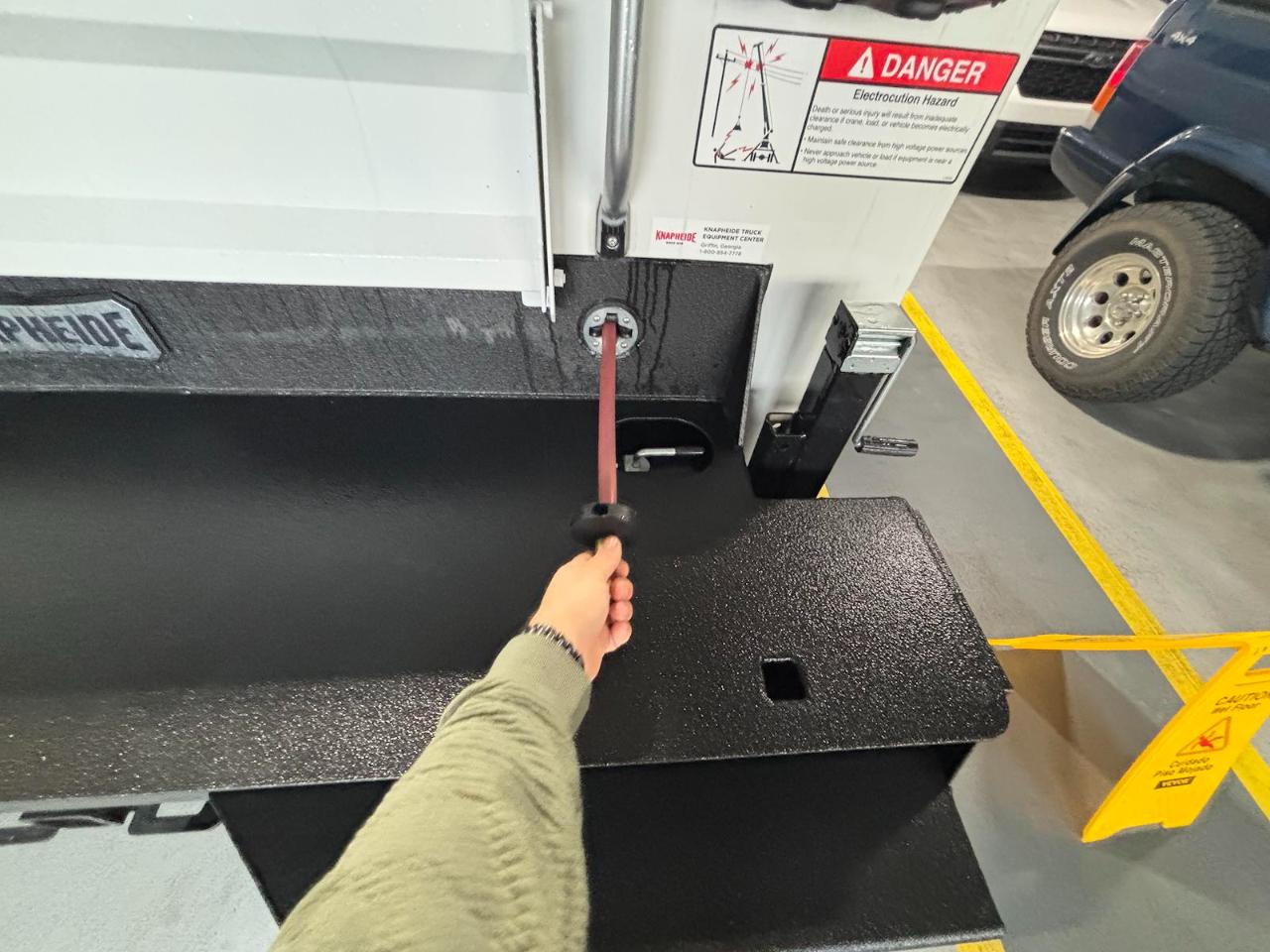 Ford Super Duty F-350 DRW Lariat 4WD Crew Cab 179" WB 60" CA 2026