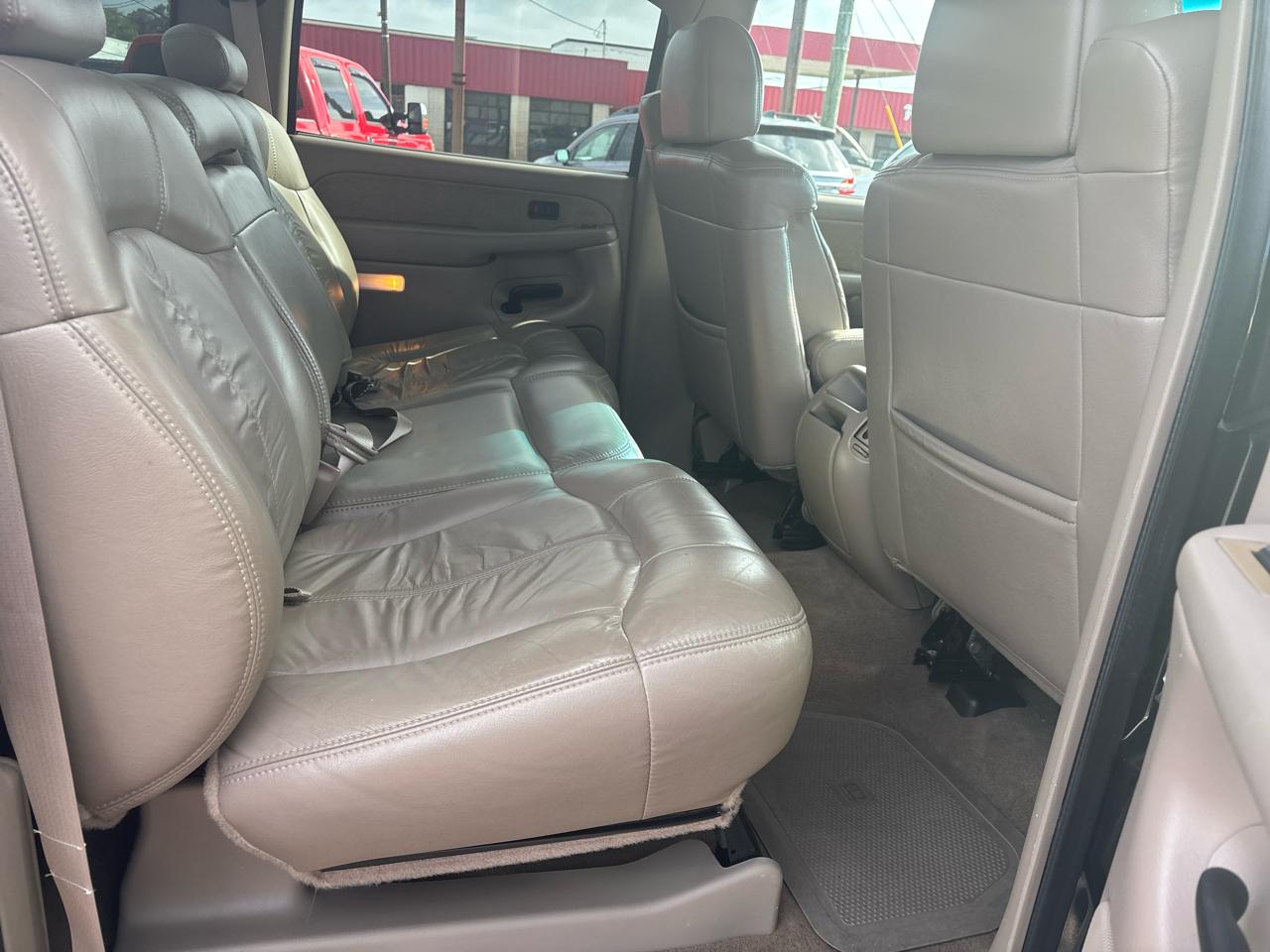 Chevrolet Silverado 2500HD Crew Cab 153" WB 4WD LT 2002