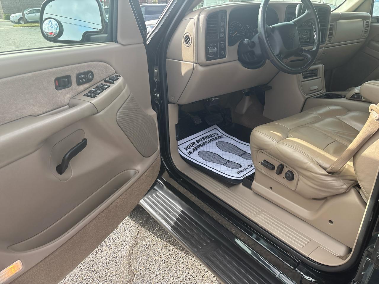 Chevrolet Silverado 2500HD Crew Cab 153" WB 4WD LT 2002