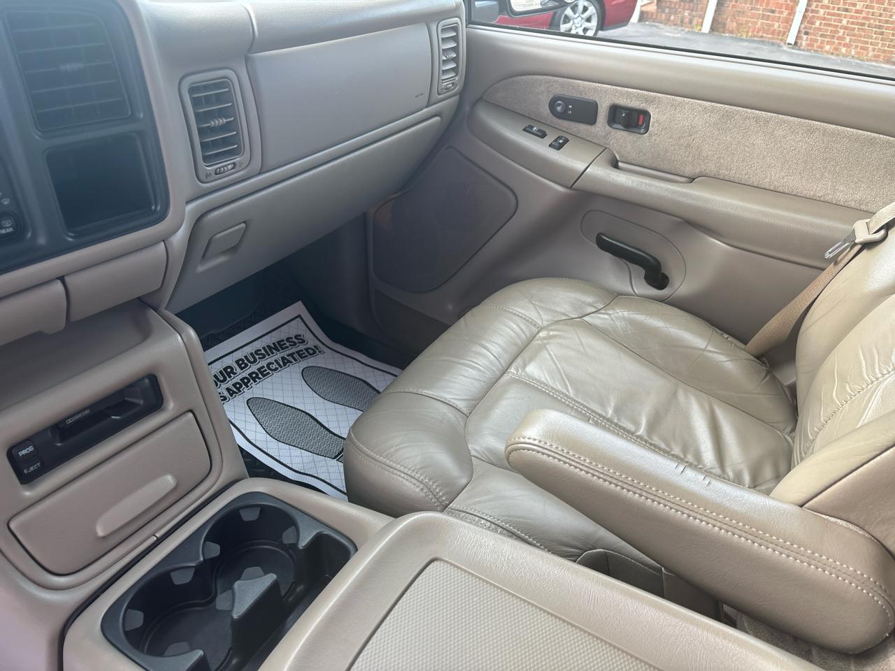 Chevrolet Silverado 2500HD Crew Cab 153" WB 4WD LT 2002