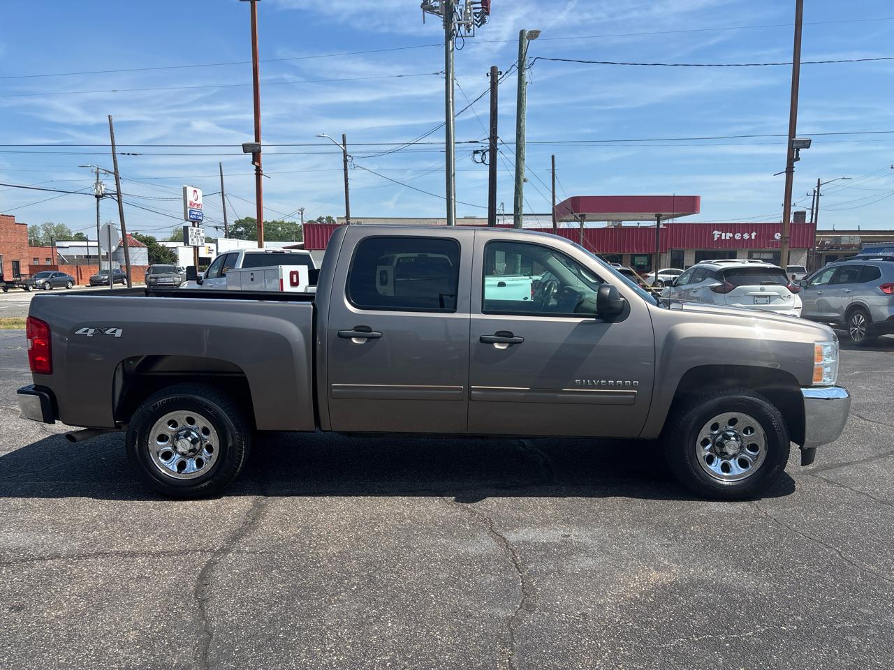 Chevrolet Silverado 1500 4WD Crew Cab 143.5" LS 2012