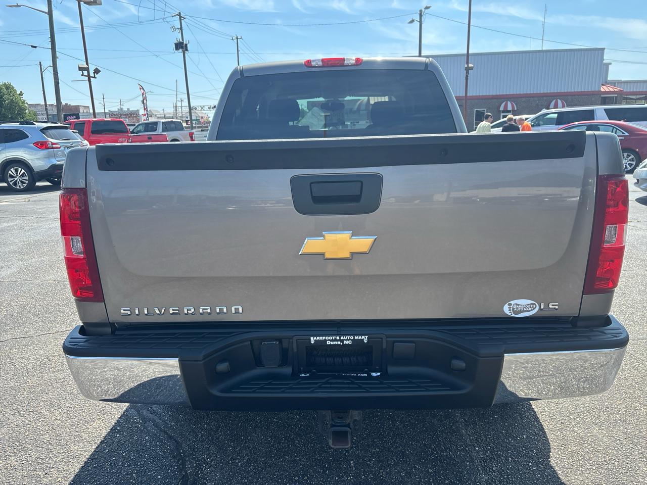 Chevrolet Silverado 1500 4WD Crew Cab 143.5" LS 2012