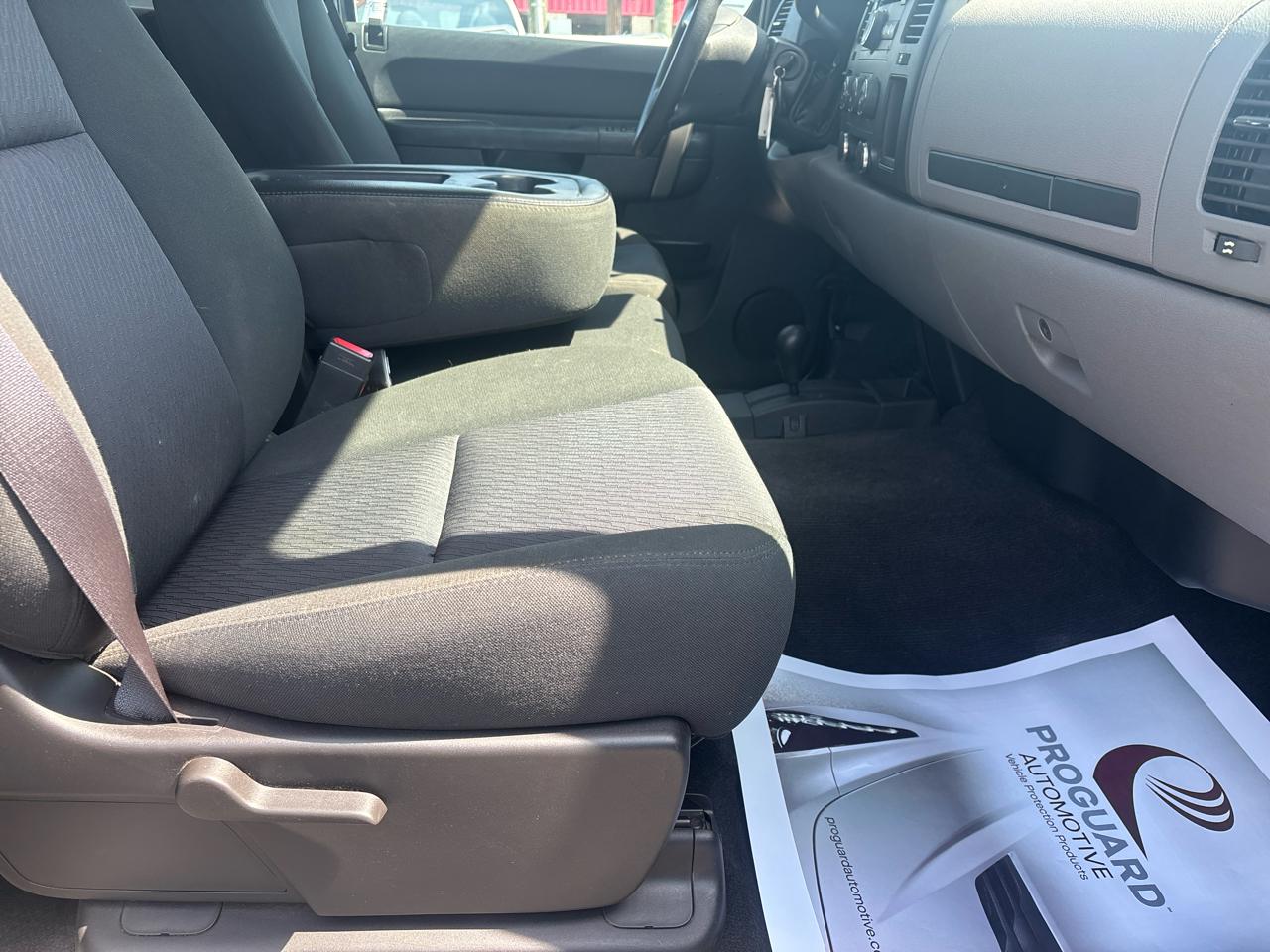 Chevrolet Silverado 1500 4WD Crew Cab 143.5" LS 2012