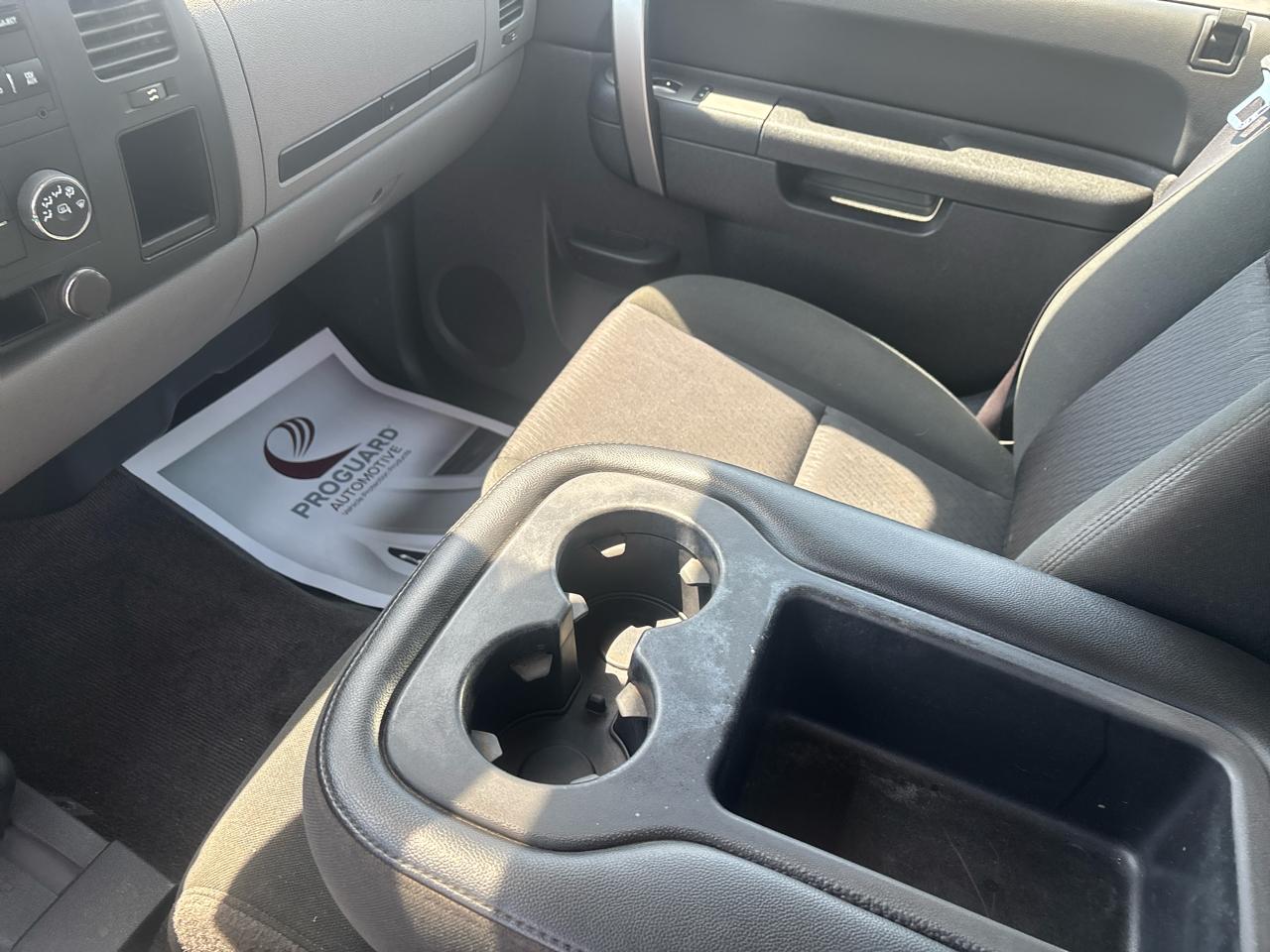 Chevrolet Silverado 1500 4WD Crew Cab 143.5" LS 2012