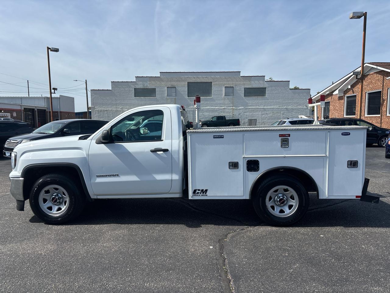 GMC Sierra 1500 2WD Reg Cab 133.0" 2018