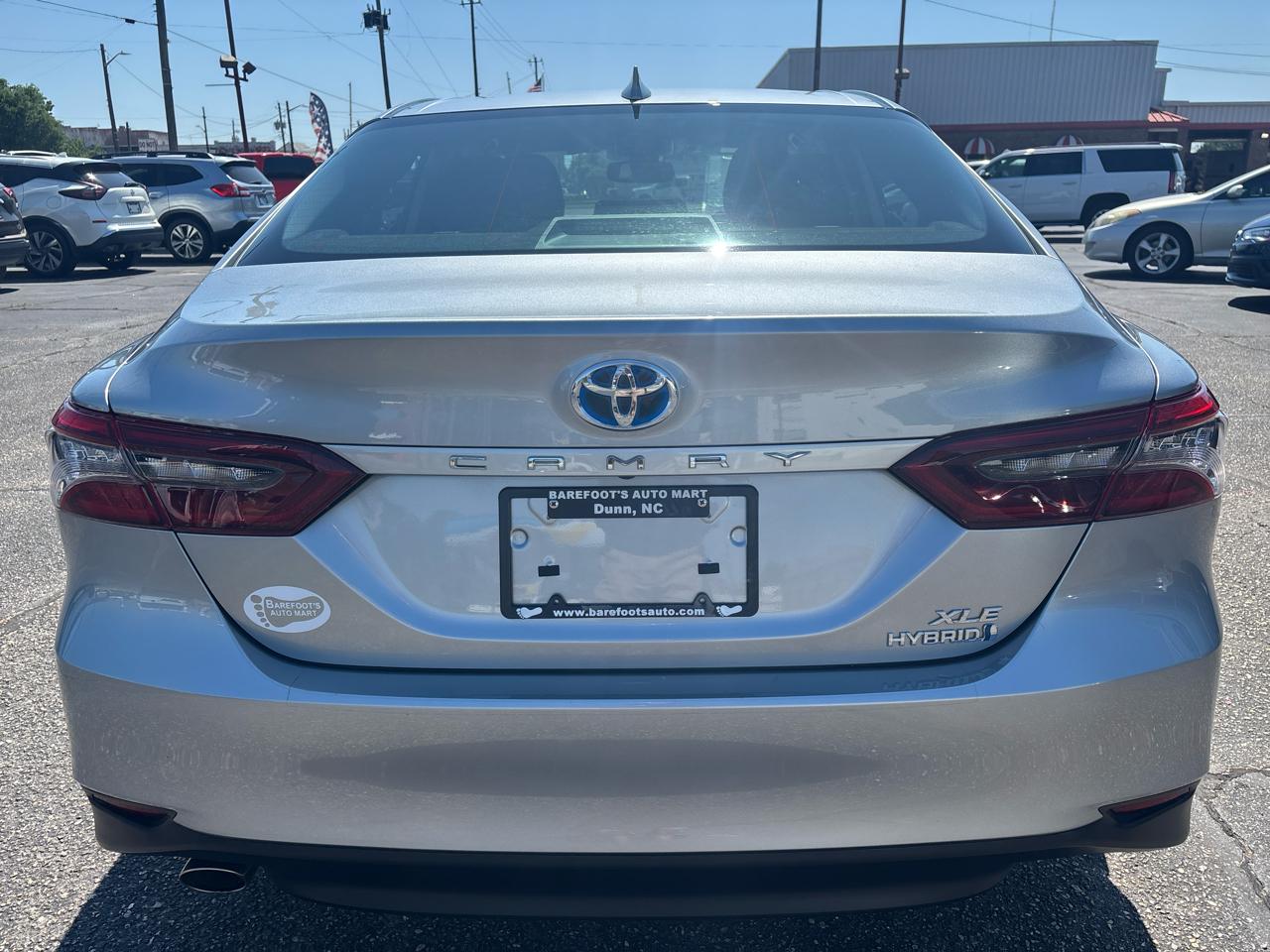 Toyota Camry Hybrid XLE CVT (Natl) 2023