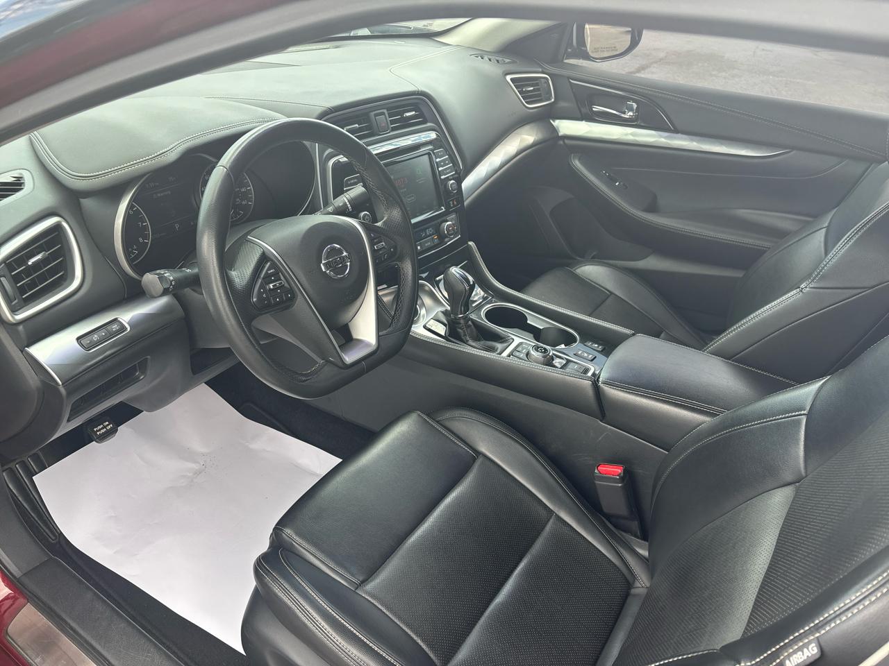 Nissan Maxima SV 3.5L 2019