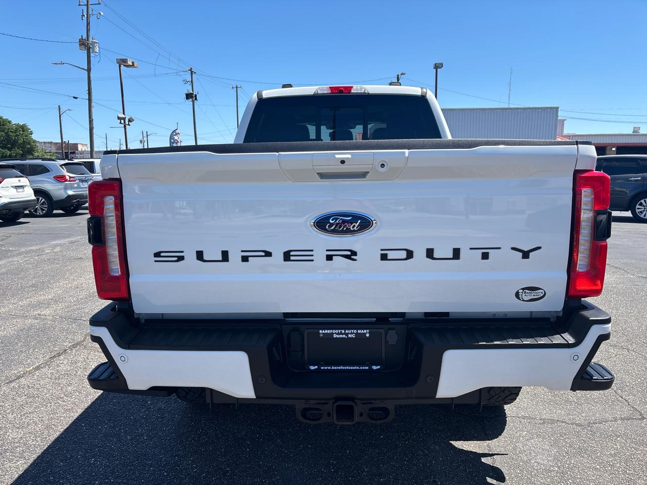 Ford Super Duty F-250 SRW Lariat 4WD Crew Cab 6.75' Box 2023
