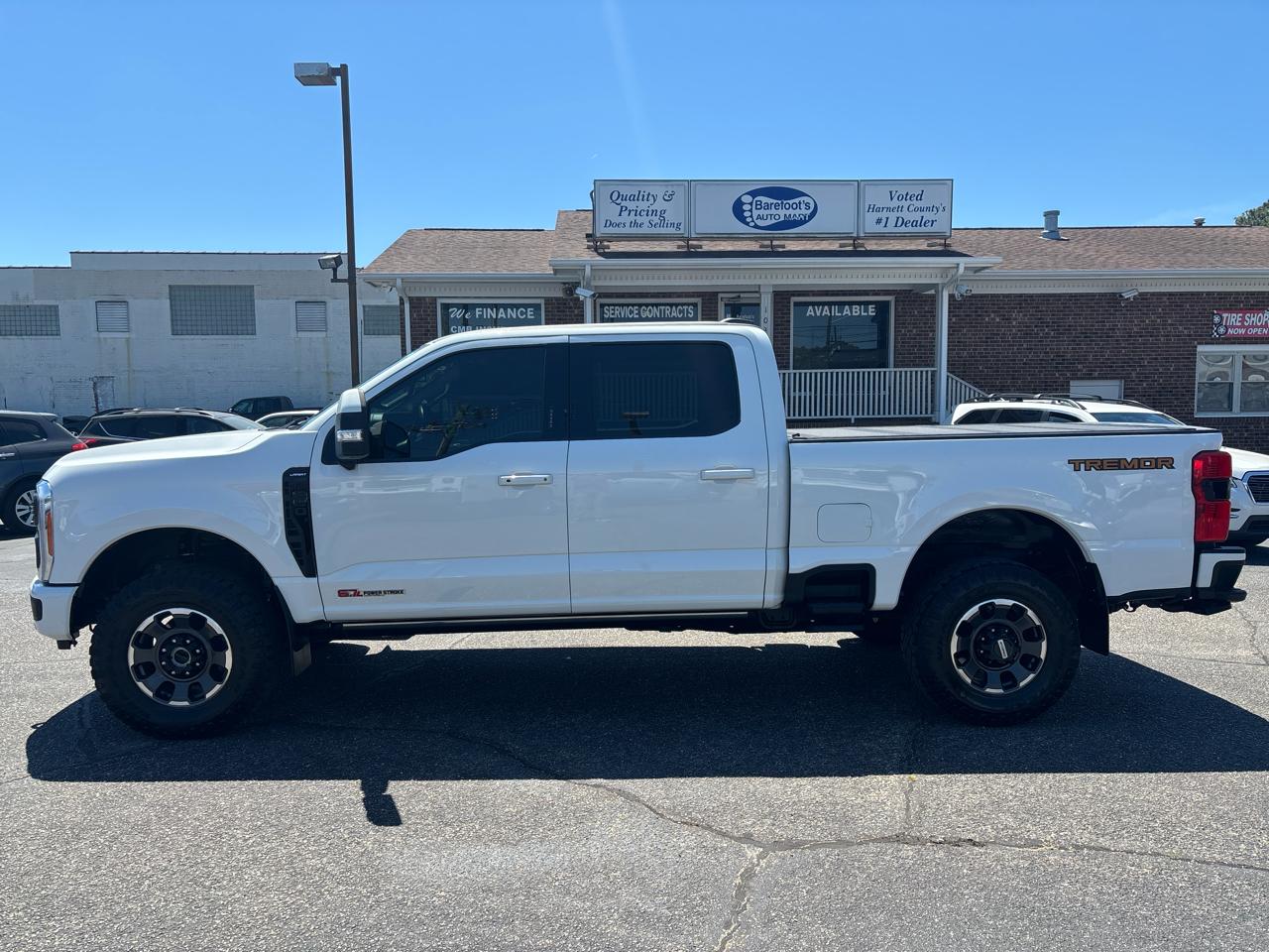Ford Super Duty F-250 SRW Lariat 4WD Crew Cab 6.75' Box 2023
