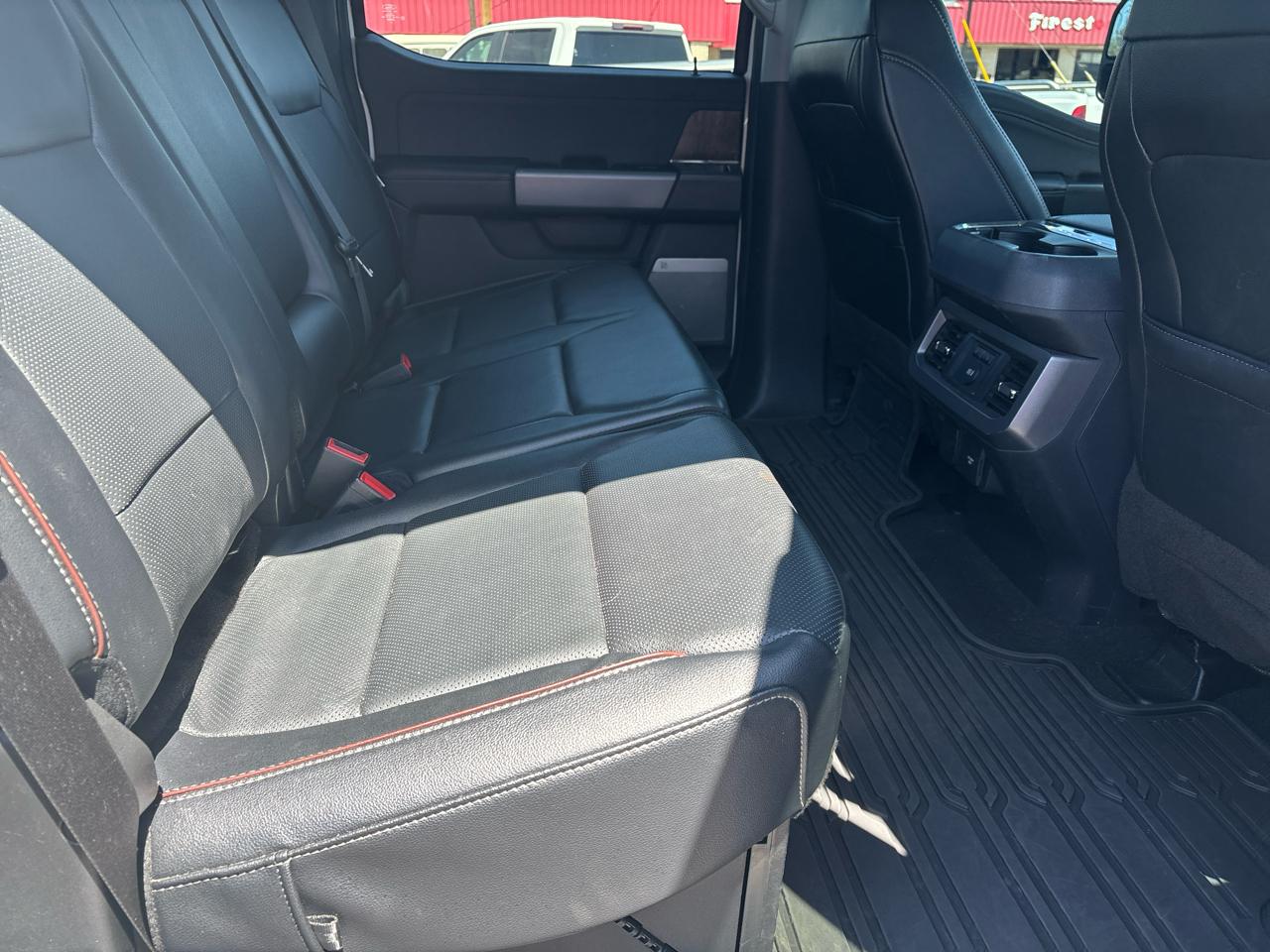 Ford Super Duty F-250 SRW Lariat 4WD Crew Cab 6.75' Box 2023