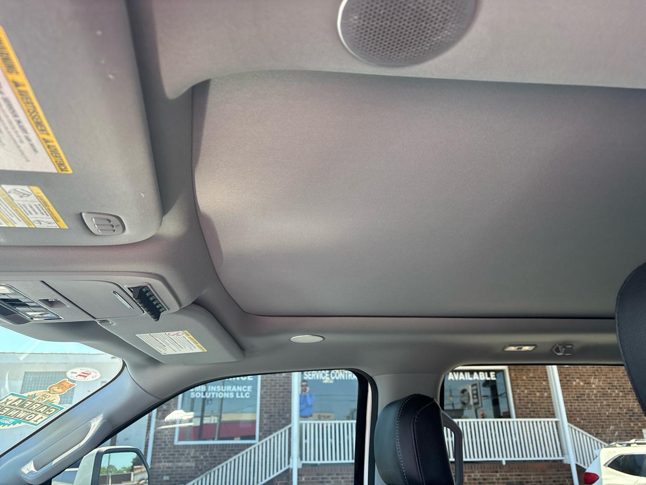 Ford Super Duty F-250 SRW Lariat 4WD Crew Cab 6.75' Box 2023