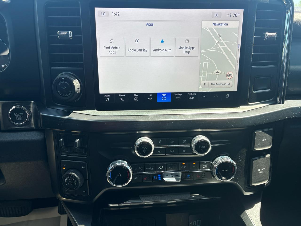 Ford Super Duty F-250 SRW Lariat 4WD Crew Cab 6.75' Box 2023