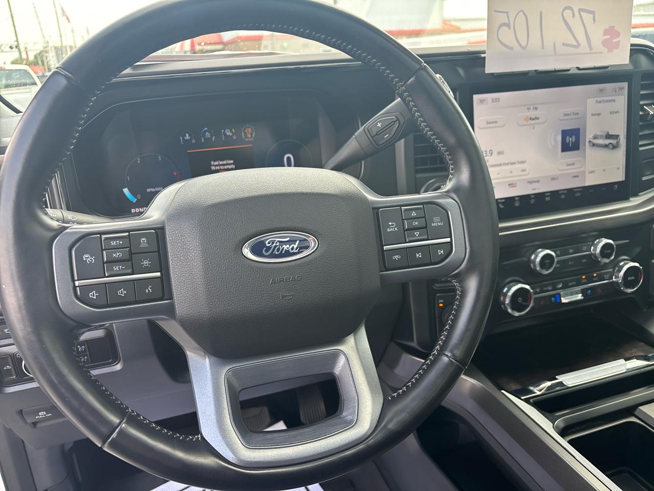 Ford Super Duty F-250 SRW Lariat 4WD Crew Cab 6.75' Box 2023
