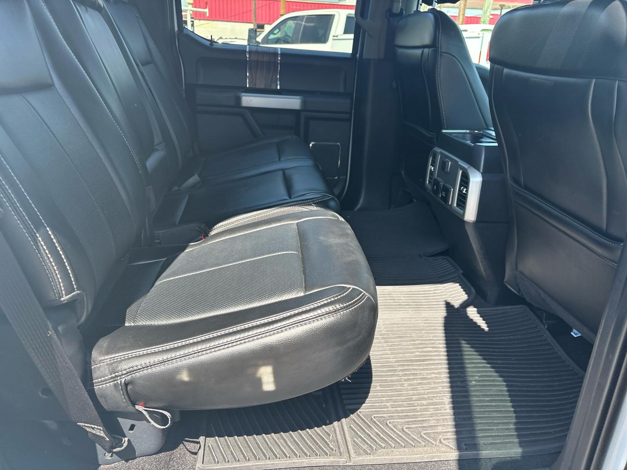 Ford F-150 4WD SuperCab 145" Lariat 2020