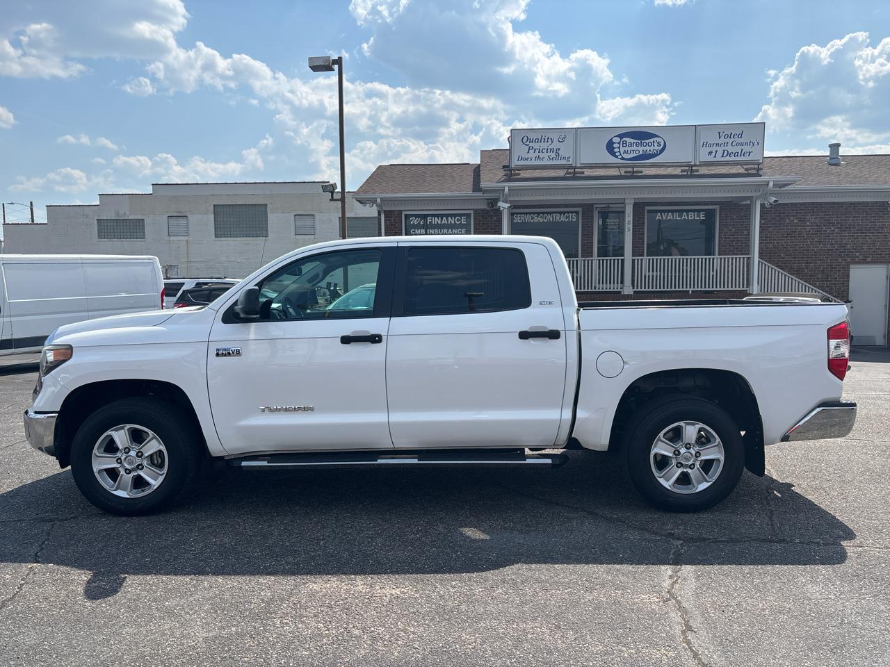 Toyota Tundra 4WD SR5 CrewMax 5.5' Bed 5.7L (Natl) 2018
