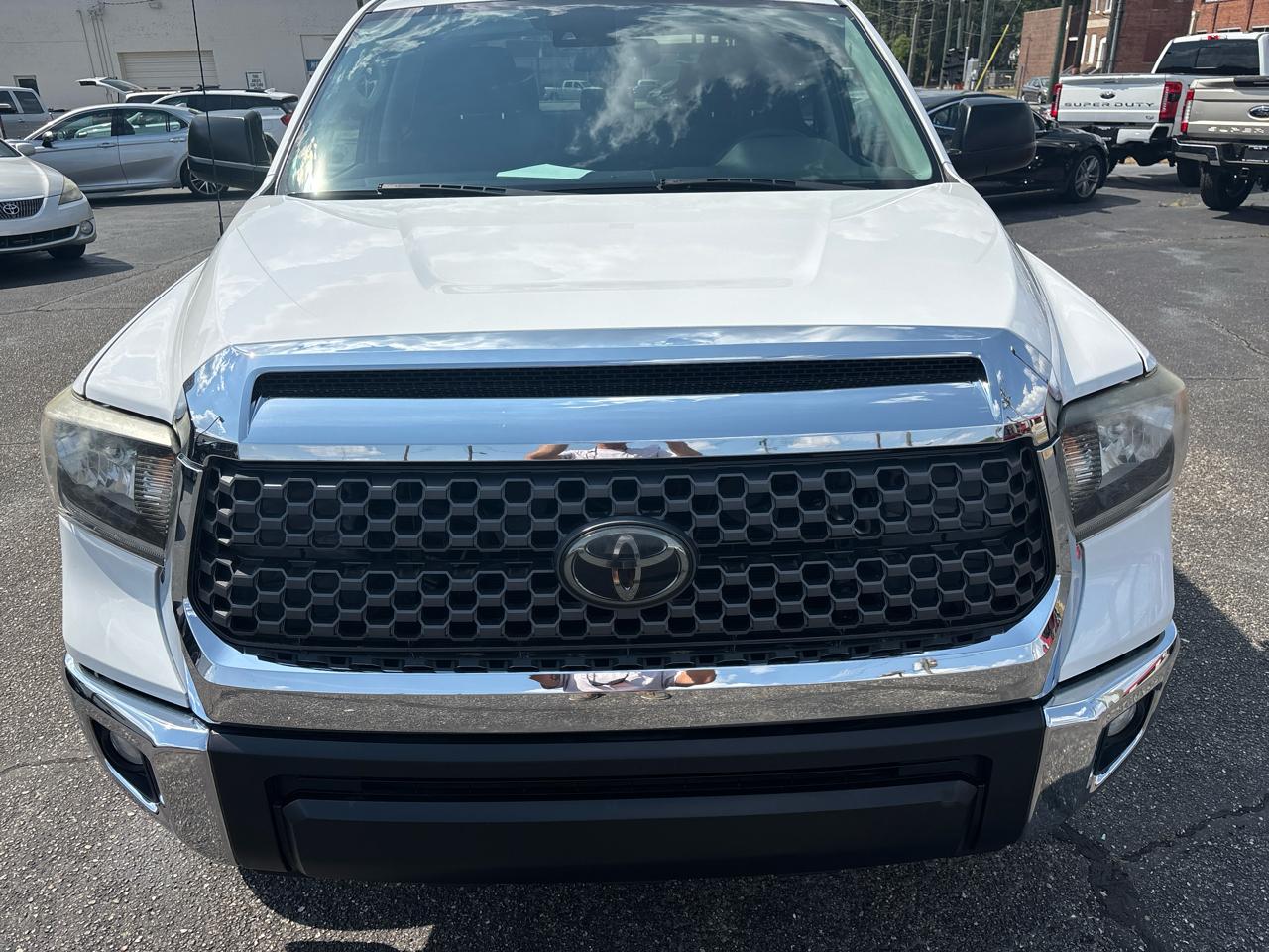 Toyota Tundra 4WD SR5 CrewMax 5.5' Bed 5.7L (Natl) 2018