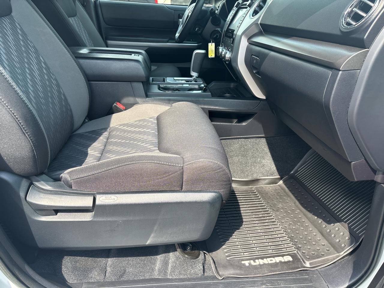 Toyota Tundra 4WD SR5 CrewMax 5.5' Bed 5.7L (Natl) 2018