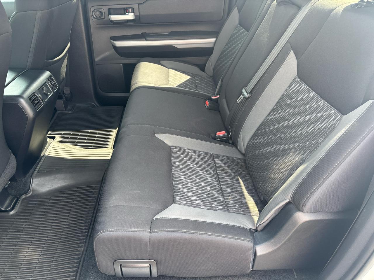 Toyota Tundra 4WD SR5 CrewMax 5.5' Bed 5.7L (Natl) 2018