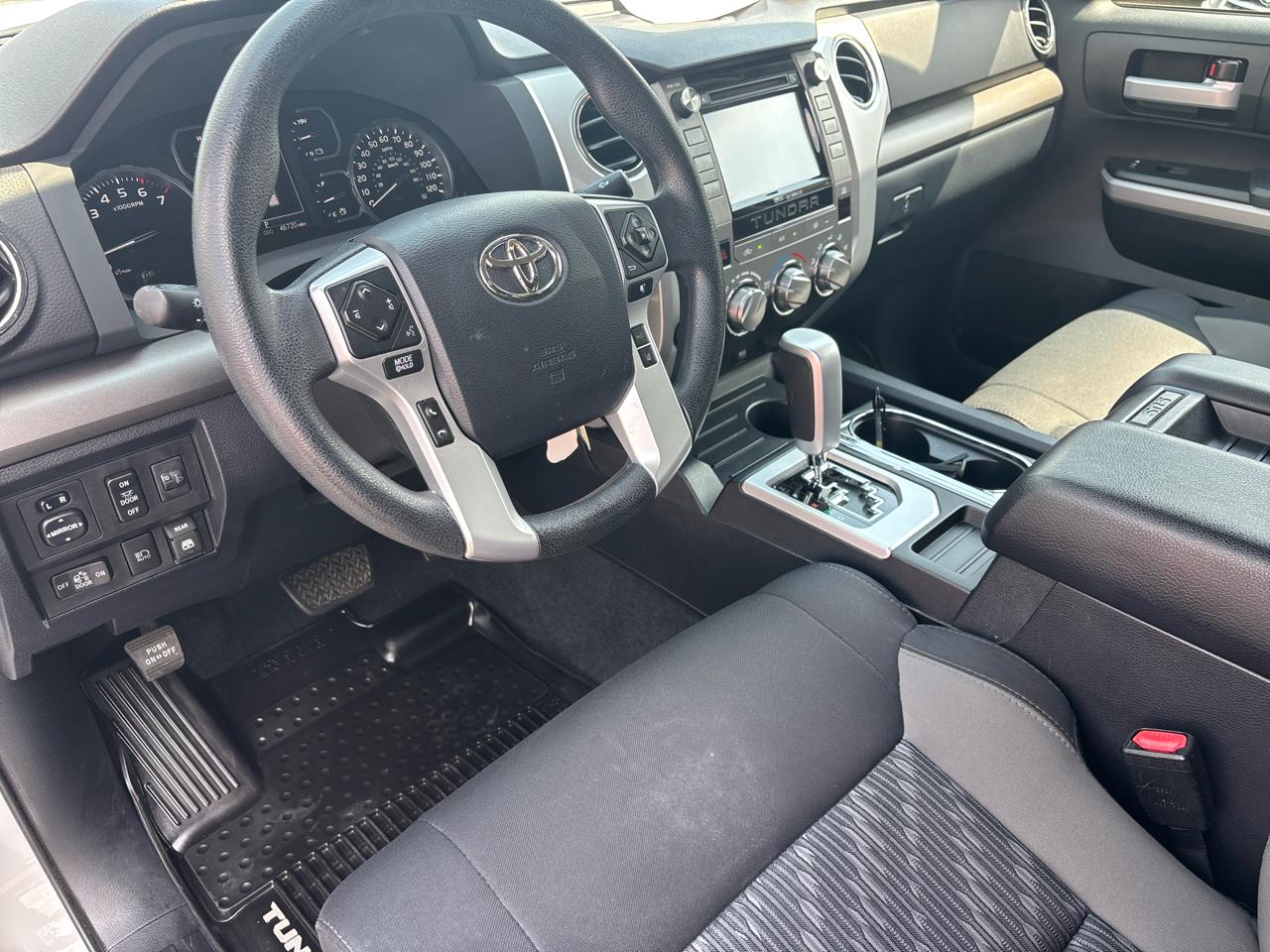 Toyota Tundra 4WD SR5 CrewMax 5.5' Bed 5.7L (Natl) 2018